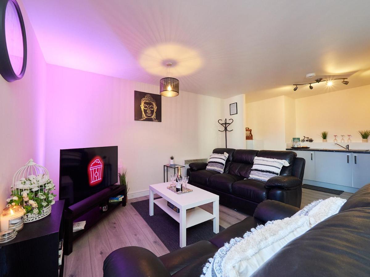 Beauchamp Suite In Coventry City Centre Cv1 For Contractors Professionals Tourists Relocators Students And Family Esterno foto